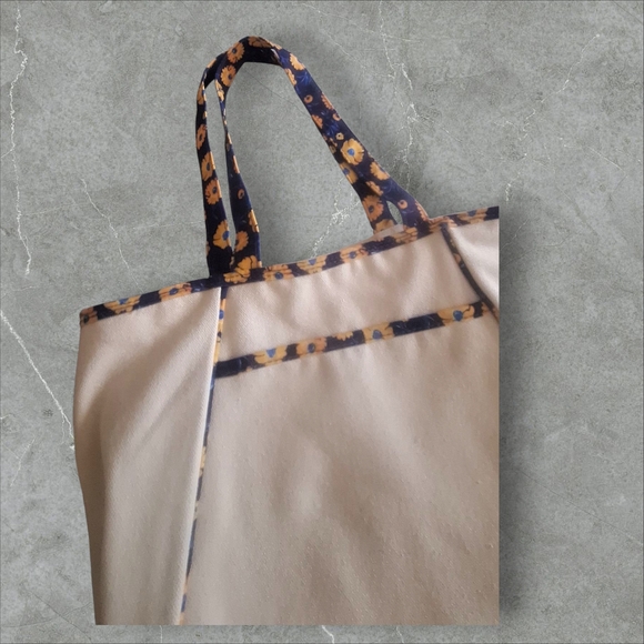 Shoshanna Cream Tote with Floral Accents - Picture 3 of 6